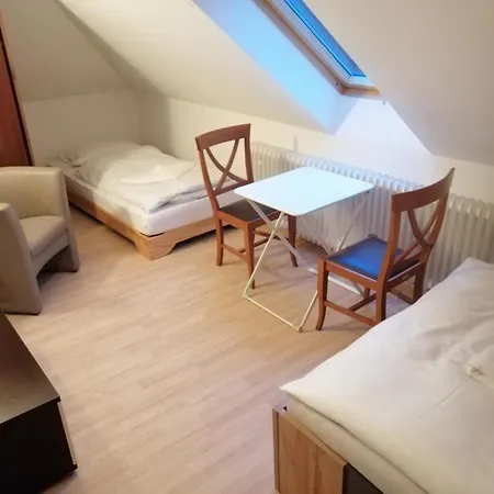 Zimmervermietung Lamm, Zugang Erfolgt Selbstständig über Ein Schlüsseltresor 3*