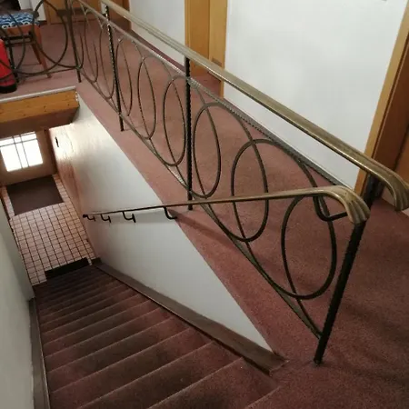 Zimmervermietung Lamm, Zugang Erfolgt Selbstständig über Ein Schlüsseltresor Gasthof